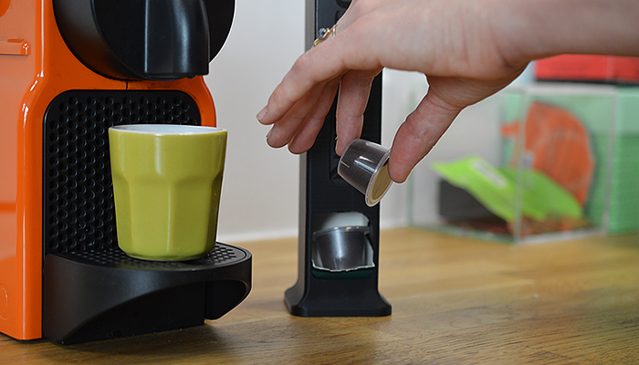 ZORTRAX 3D printed coffee capsules dispenser